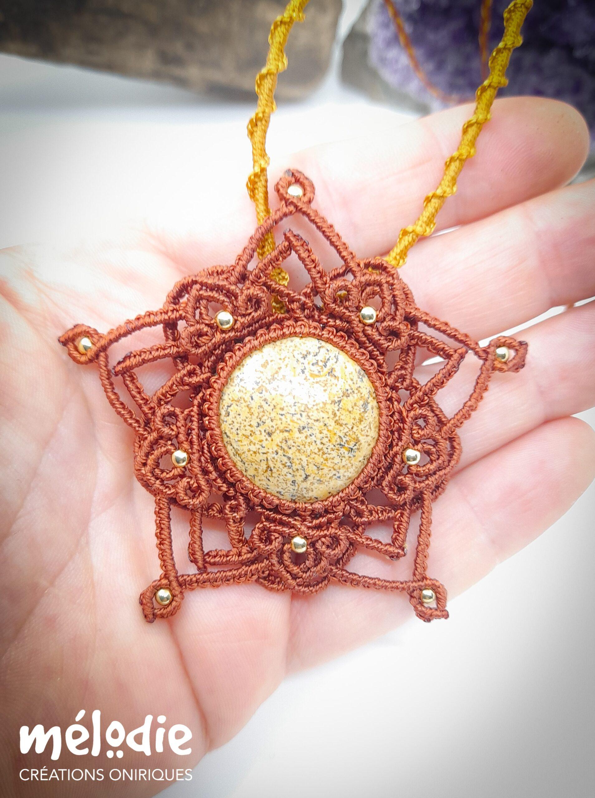 collier brique